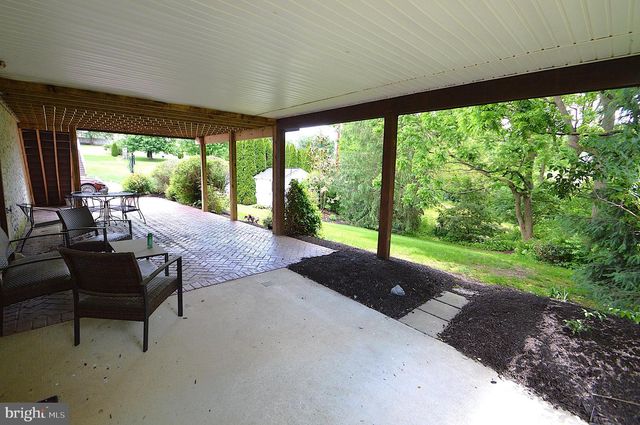 613 MALLARD DR, Manheim, PA 17545