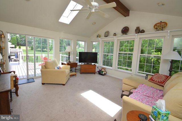 613 MALLARD DR, Manheim, PA 17545