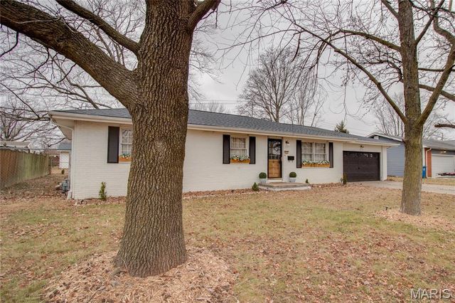 610 Vermont Street, Bethalto, IL 62010