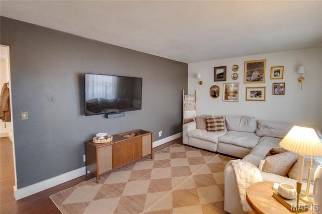 610 Vermont Street, Bethalto, IL 62010