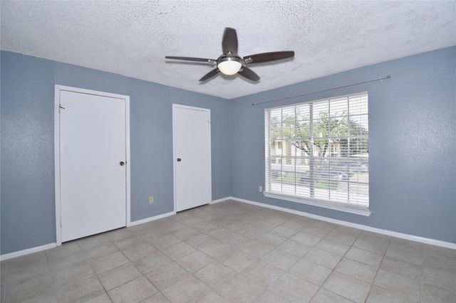 2120 El Paseo Street 108, Houston, TX 77054