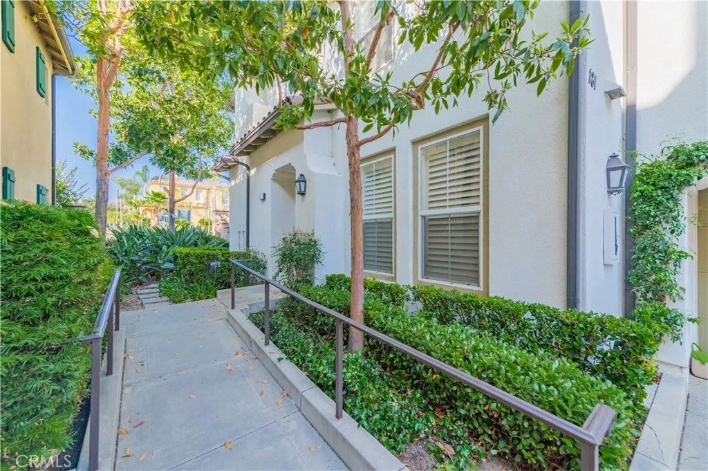 181 Lockford, Irvine, CA 92602