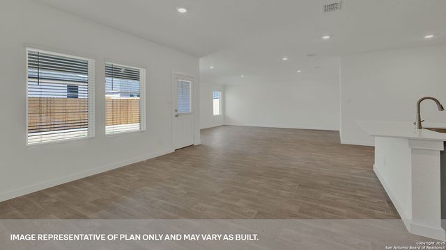 175 TEAL STREET, Fredericksburg, TX 78624