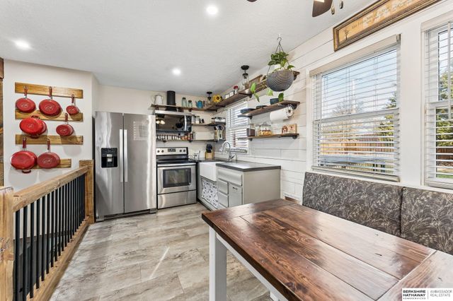 12858 A Street, Omaha, NE 68144