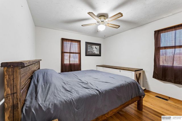 12858 A Street, Omaha, NE 68144