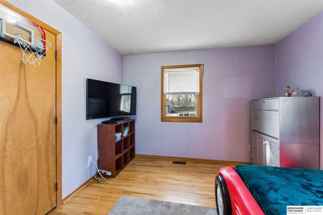 12858 A Street, Omaha, NE 68144