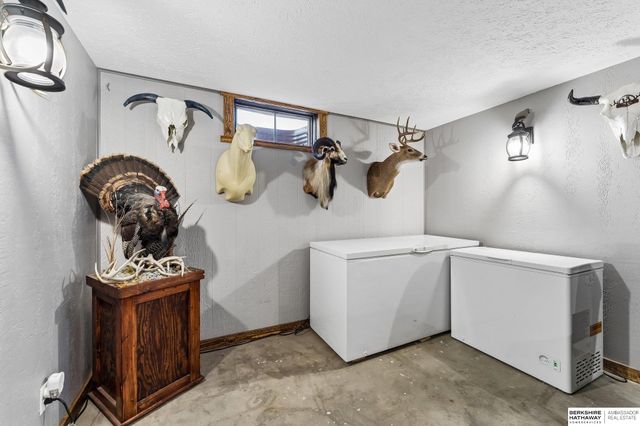 12858 A Street, Omaha, NE 68144