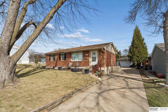 12858 A Street, Omaha, NE 68144