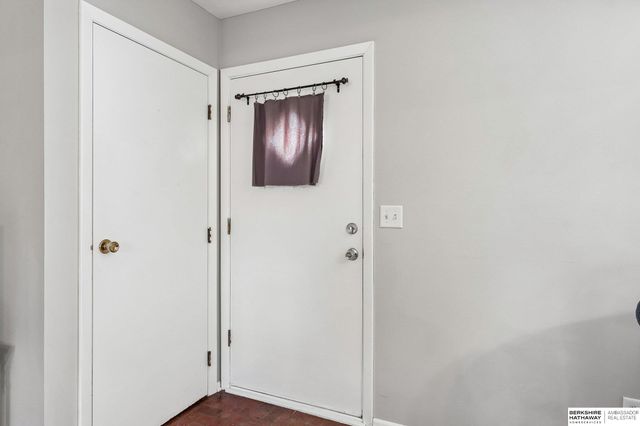 12858 A Street, Omaha, NE 68144