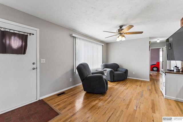 12858 A Street, Omaha, NE 68144