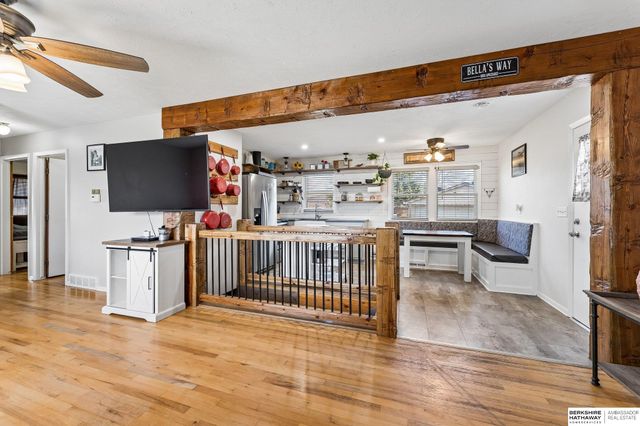 12858 A Street, Omaha, NE 68144