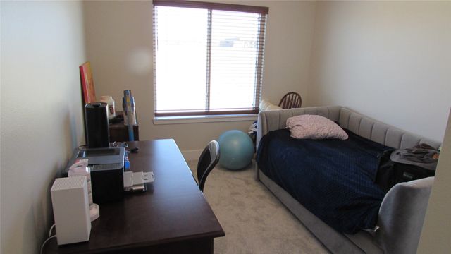1608 Justice Way, Knoxville, IA 50138