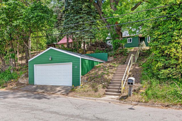 820 Point Douglas Road S, Saint Paul, MN 55119