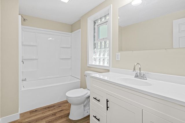 820 Point Douglas Road S, Saint Paul, MN 55119