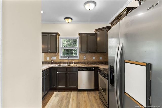 1515 Gray Hill Court, Hope Mills, NC 28348