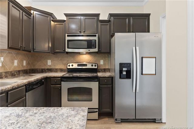 1515 Gray Hill Court, Hope Mills, NC 28348