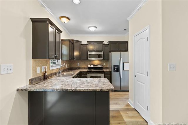 1515 Gray Hill Court, Hope Mills, NC 28348