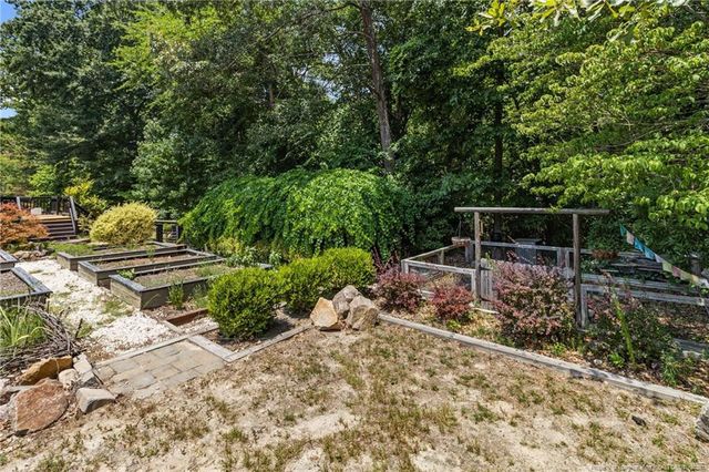 1515 Gray Hill Court, Hope Mills, NC 28348