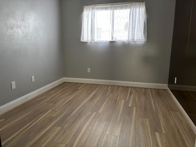 1089 Bluewater Dr Unit 512, Moneta, VA 24121