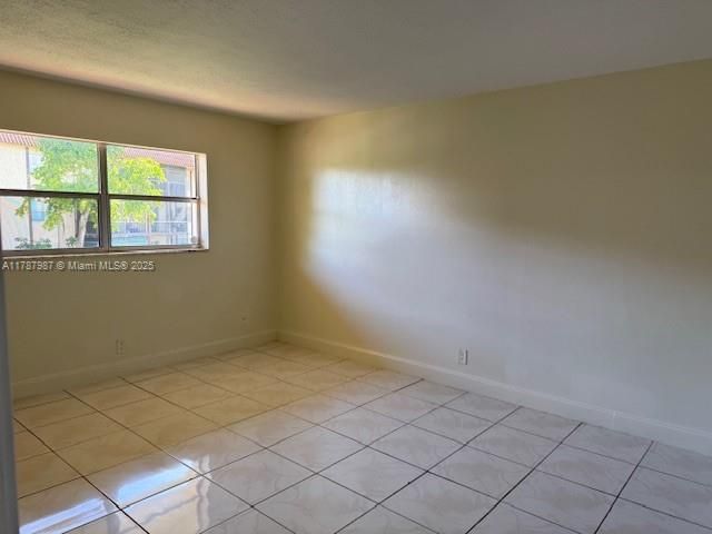 6101 N Falls Circle Dr 312, Lauderhill, FL 33319