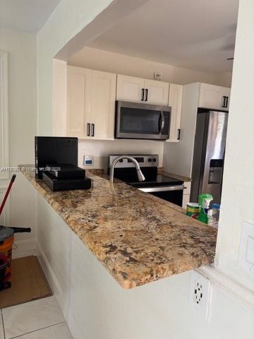 6101 N Falls Circle Dr 312, Lauderhill, FL 33319