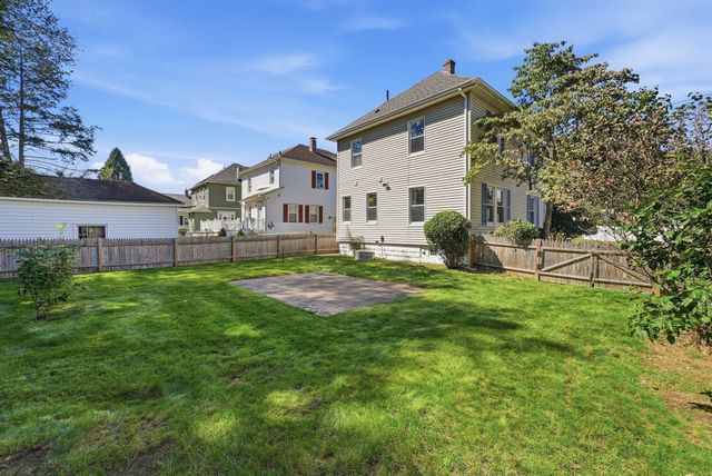 57 Maple St, West Springfield, MA 01089