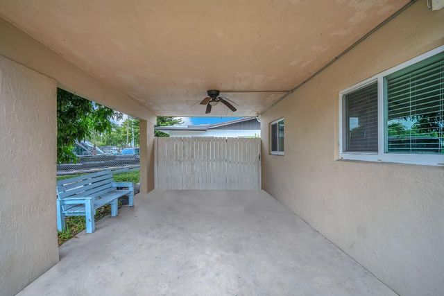 1121 N 66th Terrace, Hollywood, FL 33024