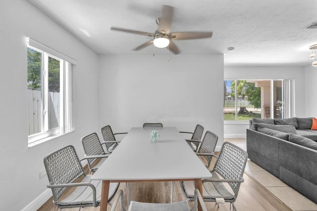 1121 N 66th Terrace, Hollywood, FL 33024