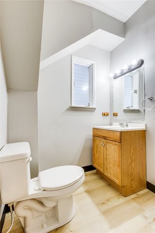 1228 Woodland Ave, Marshall Shadeland, PA 15212