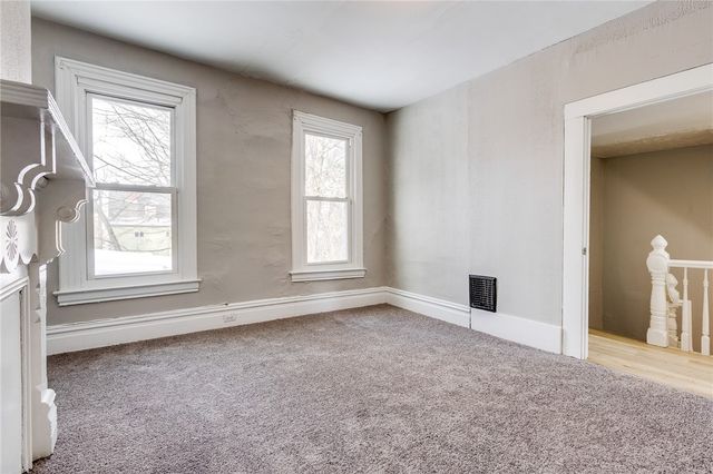 1228 Woodland Ave, Marshall Shadeland, PA 15212