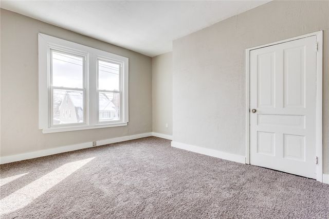 1228 Woodland Ave, Marshall Shadeland, PA 15212