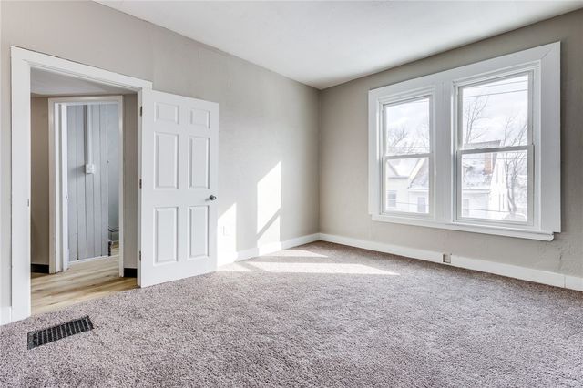 1228 Woodland Ave, Marshall Shadeland, PA 15212