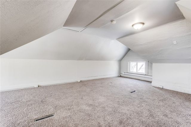 1228 Woodland Ave, Marshall Shadeland, PA 15212