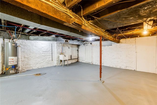 1228 Woodland Ave, Marshall Shadeland, PA 15212