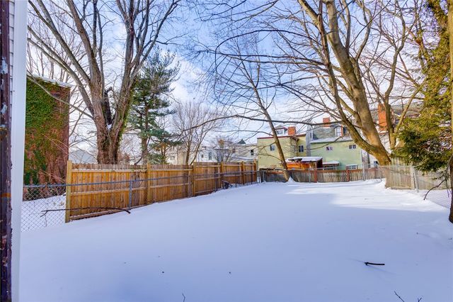 1228 Woodland Ave, Marshall Shadeland, PA 15212