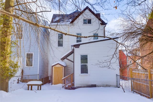 1228 Woodland Ave, Marshall Shadeland, PA 15212