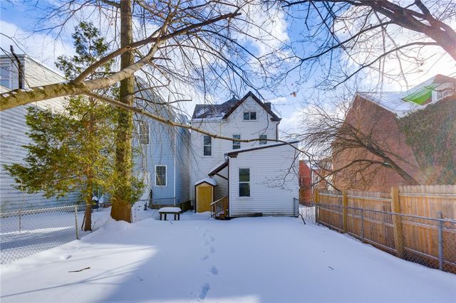 1228 Woodland Ave, Marshall Shadeland, PA 15212