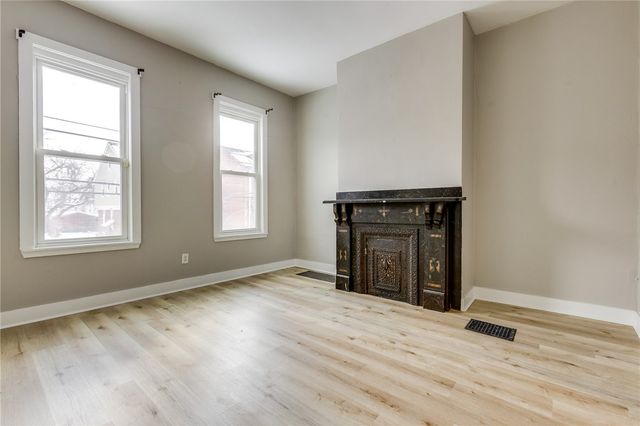 1228 Woodland Ave, Marshall Shadeland, PA 15212