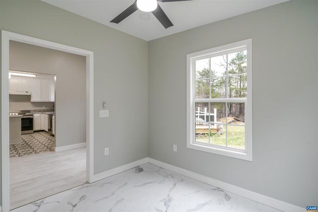 5860 BEARWOOD RD, Crozet, VA 22932