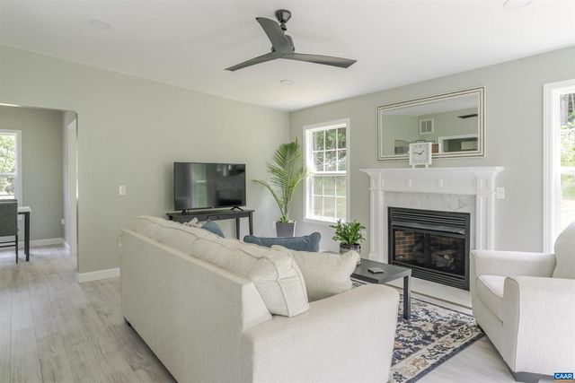 5860 BEARWOOD RD, Crozet, VA 22932