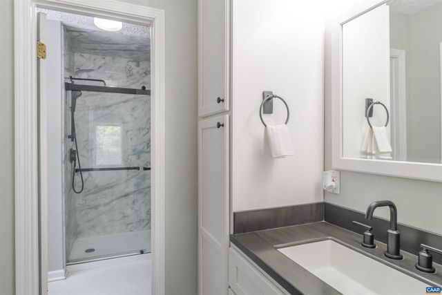 5860 BEARWOOD RD, Crozet, VA 22932