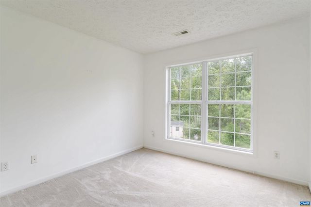 5860 BEARWOOD RD, Crozet, VA 22932