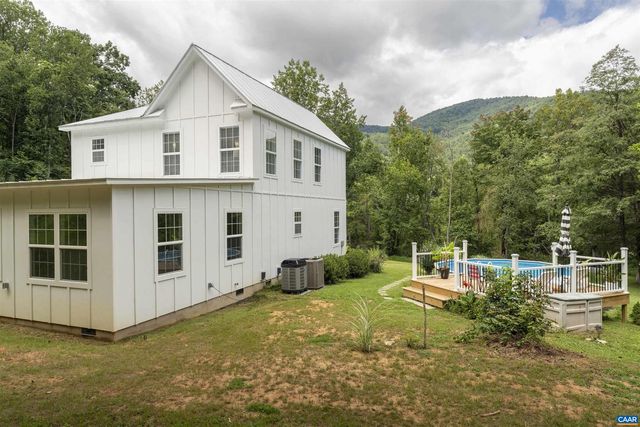 5860 BEARWOOD RD, Crozet, VA 22932