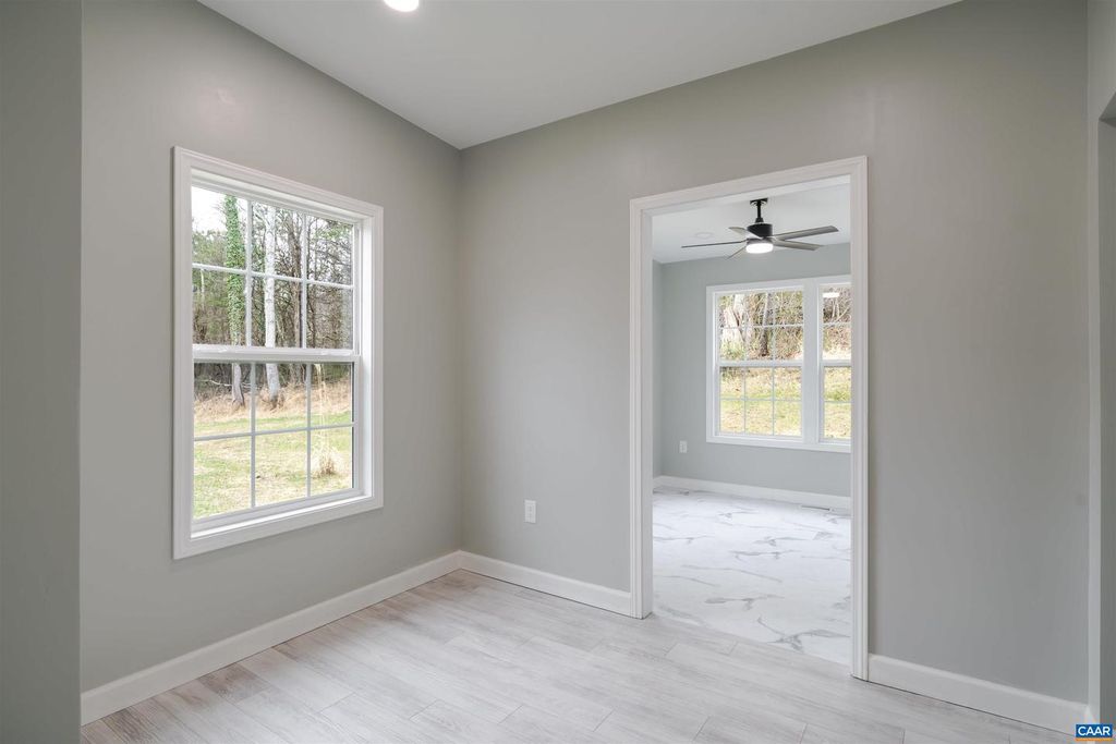 Image 16 of property listing at 5860 BEARWOOD RD, Crozet, VA 22932