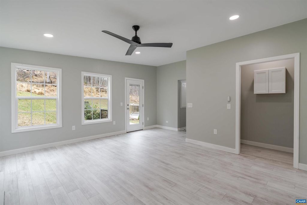 Image 26 of property listing at 5860 BEARWOOD RD, Crozet, VA 22932