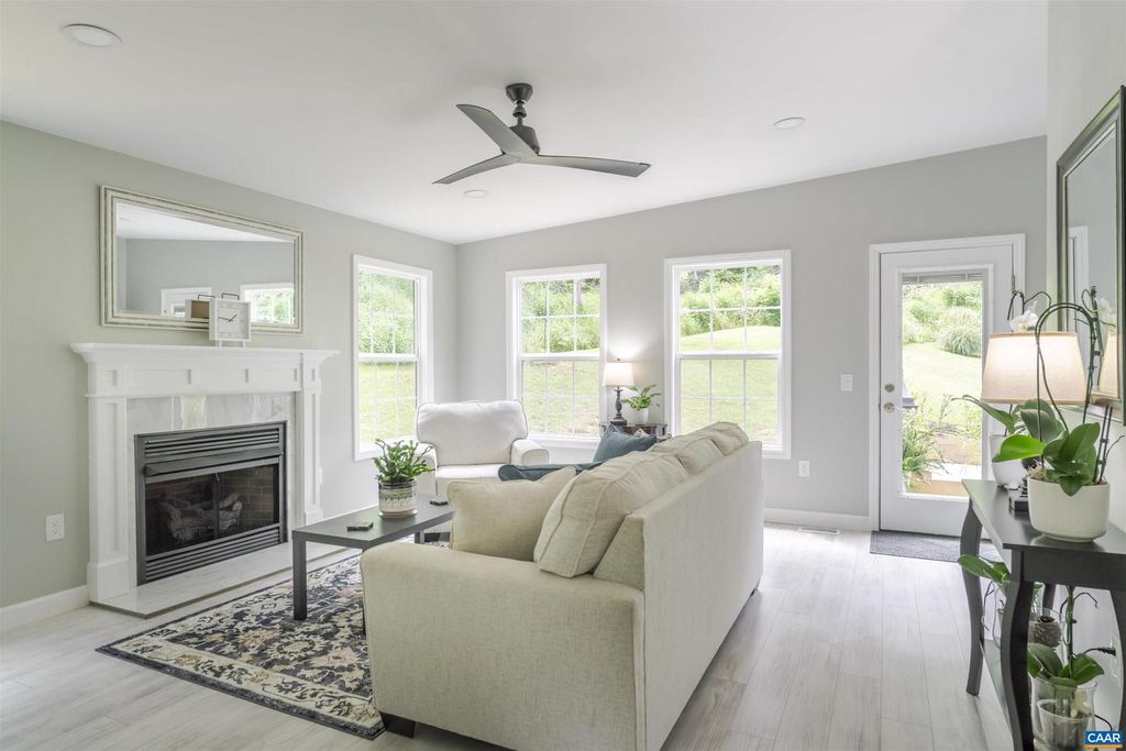 Image 29 of property listing at 5860 BEARWOOD RD, Crozet, VA 22932