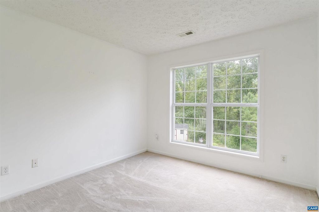 Image 47 of property listing at 5860 BEARWOOD RD, Crozet, VA 22932