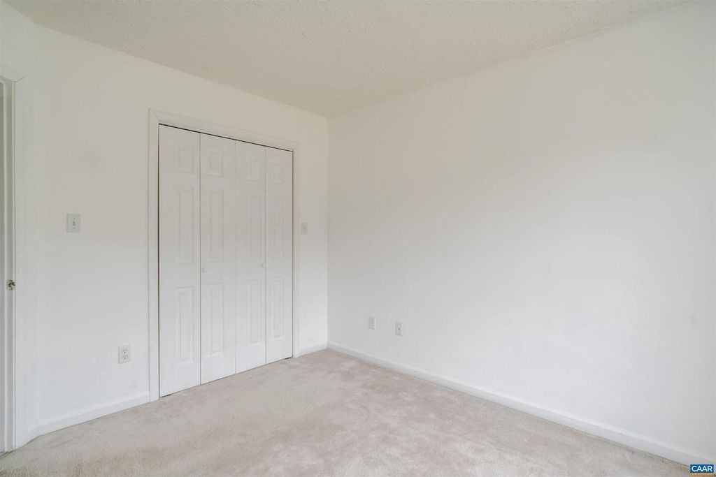 Image 48 of property listing at 5860 BEARWOOD RD, Crozet, VA 22932