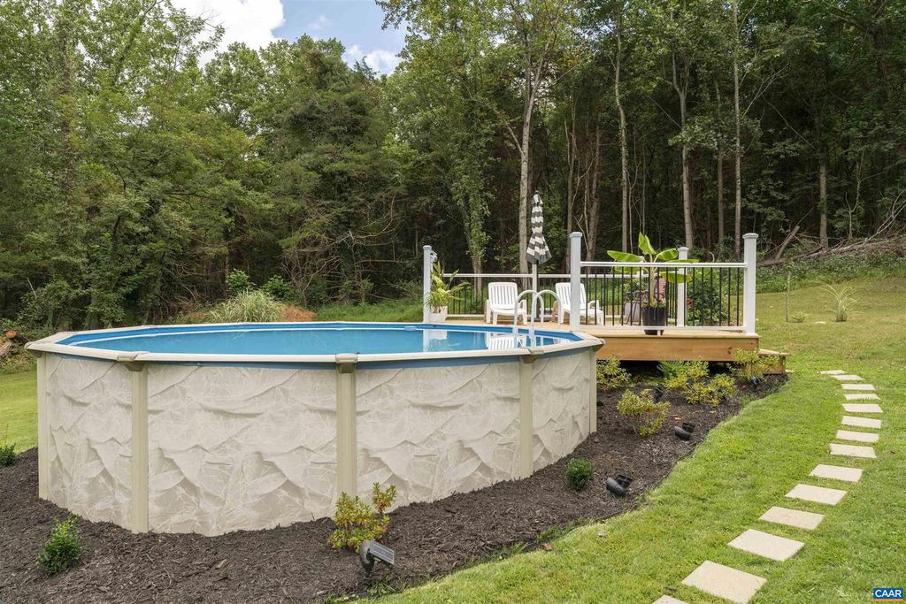 Image 66 of property listing at 5860 BEARWOOD RD, Crozet, VA 22932