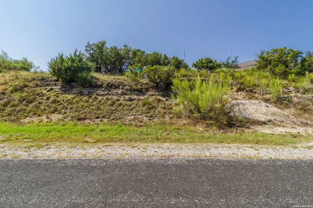 26023 Echo Mtn, San Antonio, TX 78260